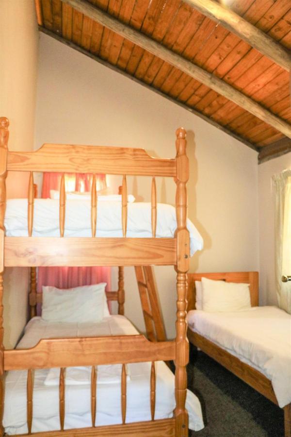 Malolotja Log Cabins Mbabane Exterior photo